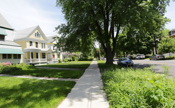 473 Western Ave in Albany, NY - Building Photo - Building Photo