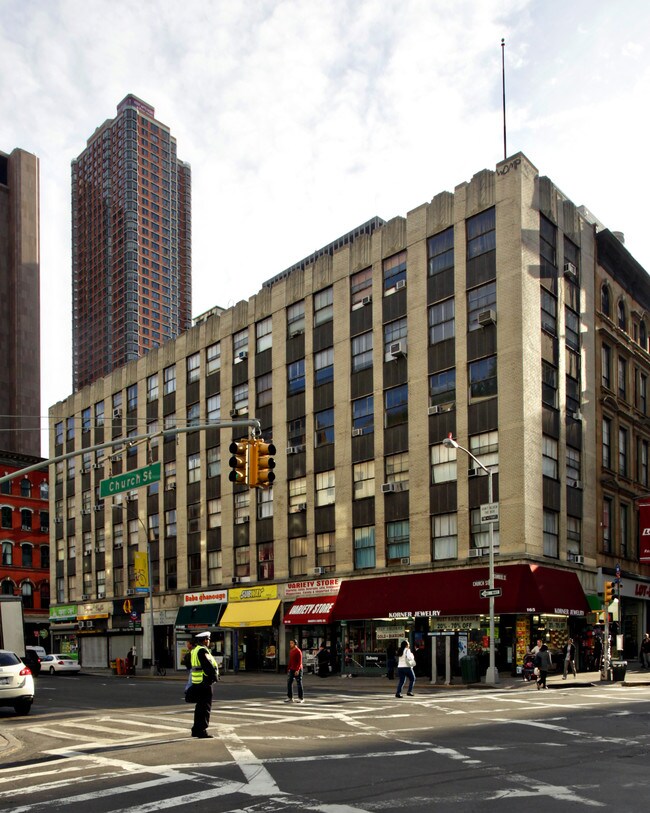 99 Chambers St in New York, NY - Foto de edificio - Building Photo