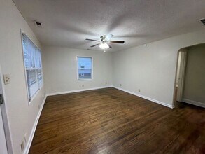 3110 Likens Ave, Unit 1 in Louisville, KY - Building Photo - Building Photo