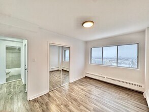 4050 Rosemont Boul in Montréal, QC - Building Photo - Building Photo