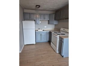 5038 El Camino Dr in Colorado Springs, CO - Building Photo - Building Photo