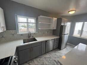 2221 Polk Ave in San Diego, CA - Building Photo - Building Photo