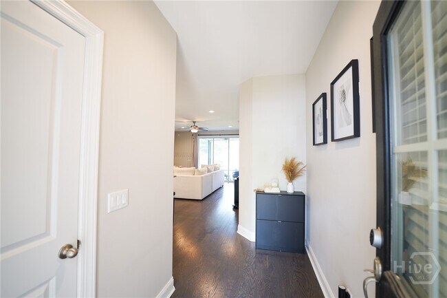 160 Lake Lily Dr in Richmond Hill, GA - Building Photo - Building Photo