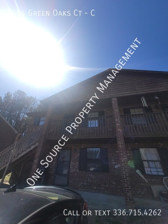 2554 Green Oaks Ct SE in Winston-Salem, NC - Foto de edificio