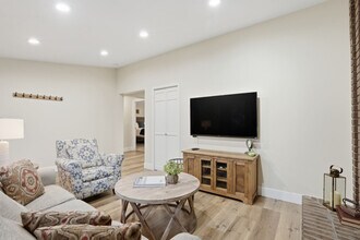 3588 Bengal Blvd in Cottonwood Heights, UT - Building Photo - Building Photo