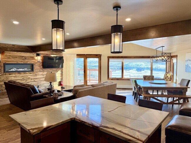 628 Cranmer Ave in Fraser, CO - Building Photo - Building Photo