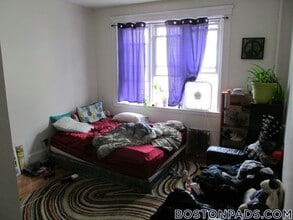 107 Gordon St, Unit 1 in Boston, MA - Building Photo - Building Photo