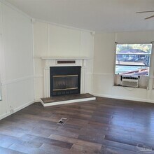 1111 Mills Ave in Pensacola, FL - Building Photo - Building Photo