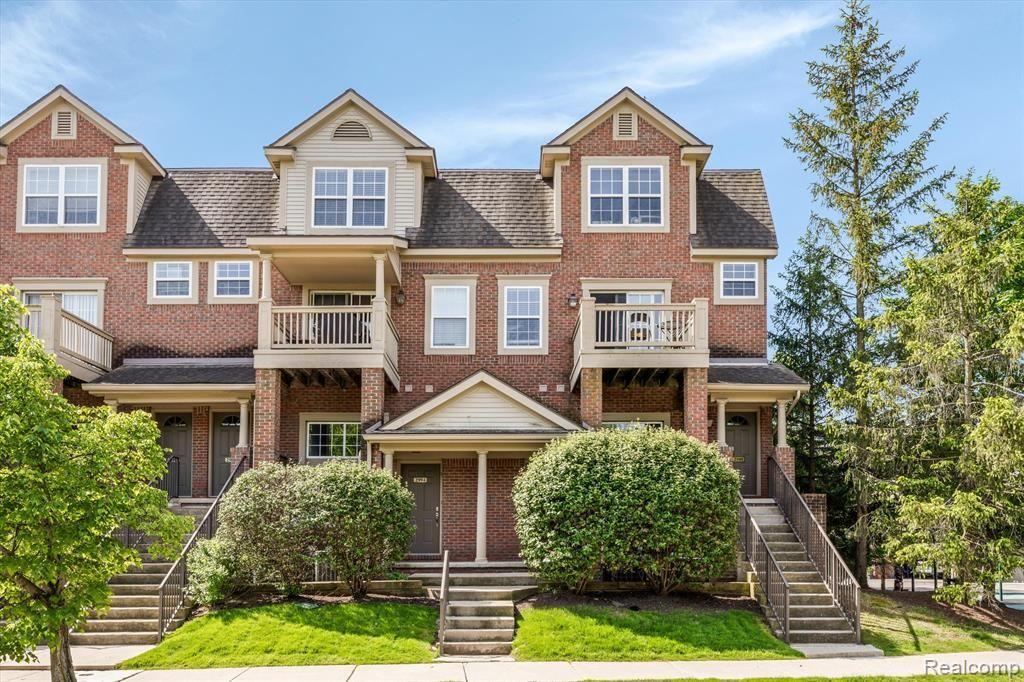 2992 Barclay Way in Ann Arbor, MI - Building Photo