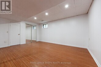 4129 Brandon Gate Dr in Mississauga, ON - Building Photo - Building Photo