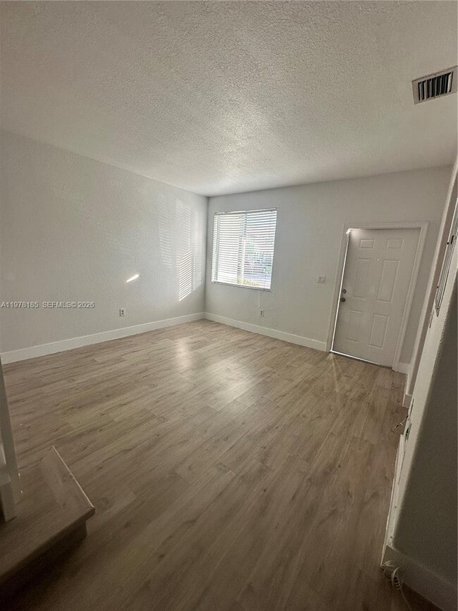 1481 SE 24th Ct in Homestead, FL - Building Photo - Building Photo