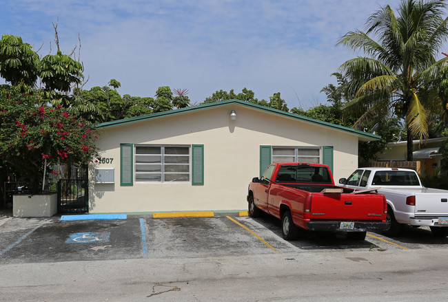 1507 NE 5th Ave in Fort Lauderdale, FL - Building Photo - Building Photo