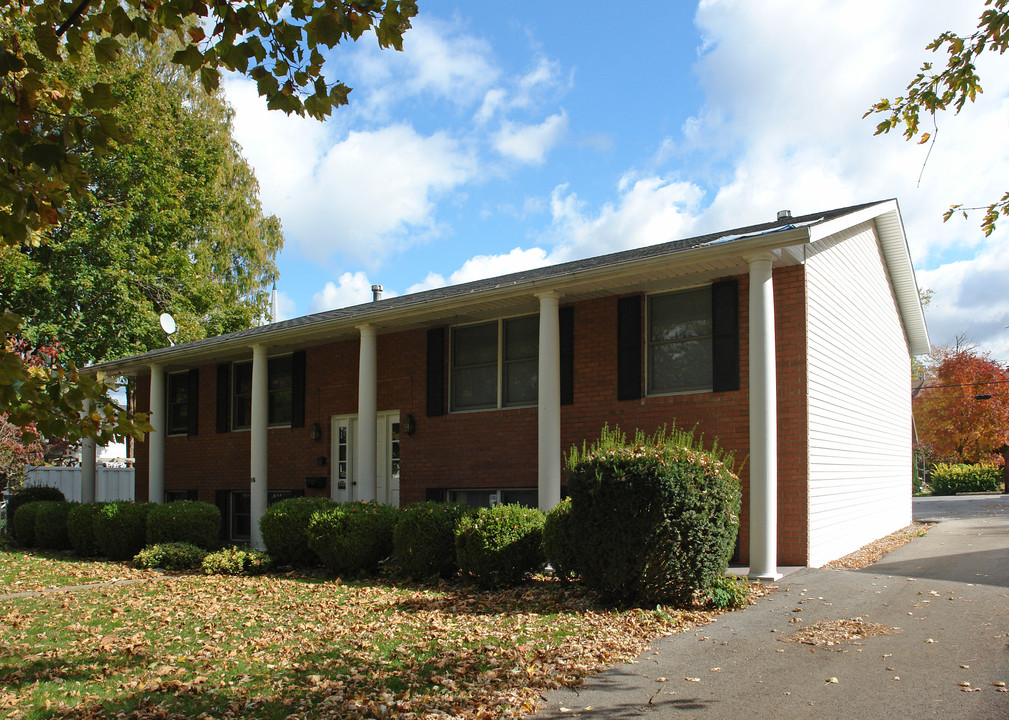 316 Center St in Huron, OH - Building Photo