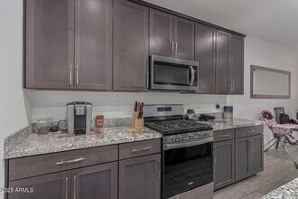 10986 W Polk St in Avondale, AZ - Building Photo - Building Photo