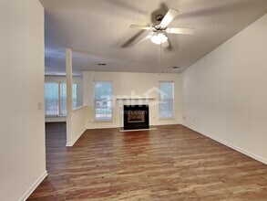 4335 Bubbling Brook Ct in Charlotte, NC - Building Photo - Building Photo
