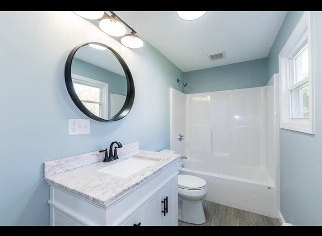 54 Aldrich Rd in Bridgewater, MA - Building Photo - Building Photo