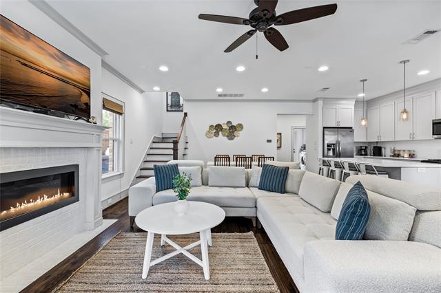 property at 5126 Monticello Ave