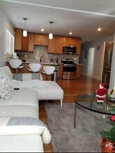 5 Ellsworth Rd, Unit 1 in Peabody, MA - Building Photo - Building Photo