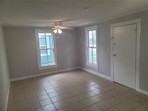 5419 Avenue R 1/2, Unit 09-304 in Galveston, TX - Building Photo - Building Photo