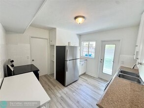 1130 NE 18th Ave in Fort Lauderdale, FL - Building Photo - Building Photo