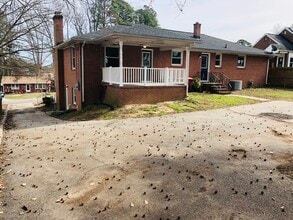 3220 Glenview Ave in Colonial Heights, VA - Building Photo - Building Photo
