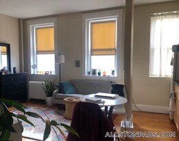 1189 Commonwealth Ave in Boston, MA - Building Photo