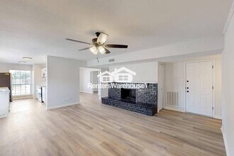 1909 Montana Trail in Plano, TX - Building Photo - Building Photo