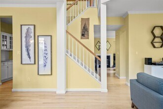 29 Allegra Ct in White Plains, NY - Foto de edificio - Building Photo