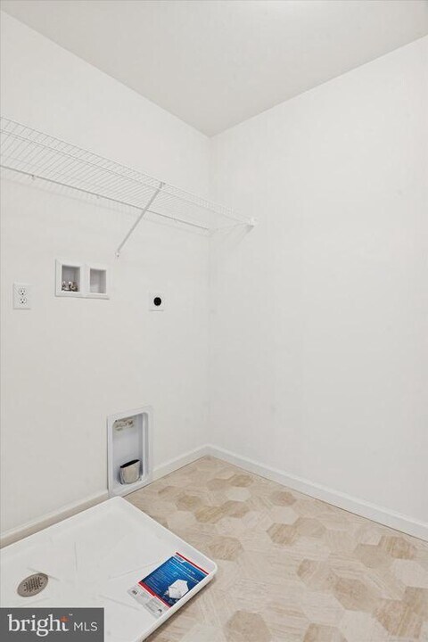 148 SILVERSMITH Rd in Oxford, PA - Building Photo