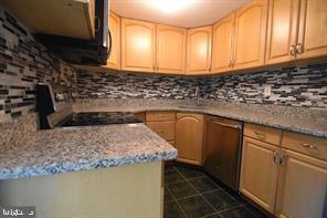 7221 Barry Rd in Alexandria, VA - Building Photo - Building Photo