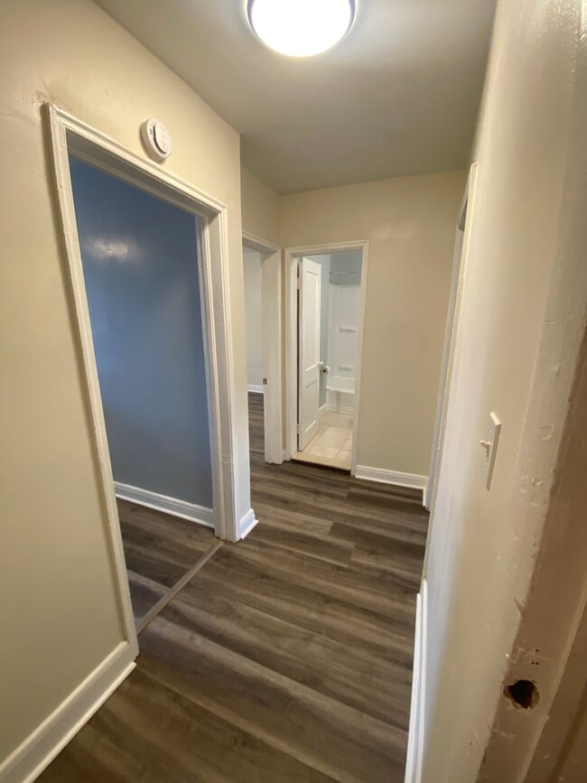 4950 Brookwood Rd, Unit A in Baltimore, MD - Building Photo - Building Photo