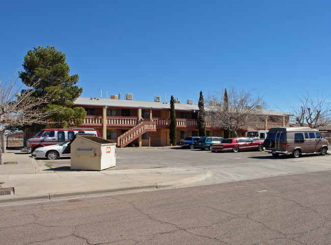 8832 Ankerson St in El Paso, TX - Building Photo - Building Photo