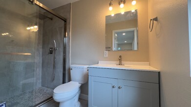 39391 Tiburon Dr in Murrieta, CA - Building Photo - Building Photo