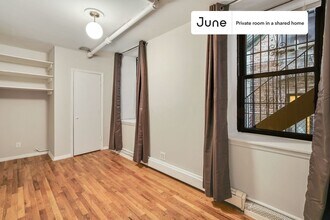 Room in Shared 3 bed/2 bath home in New York, NY - Building Photo - Building Photo