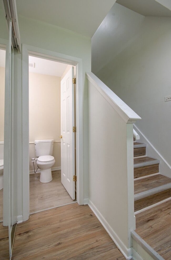 property at 4 Millstone Ct