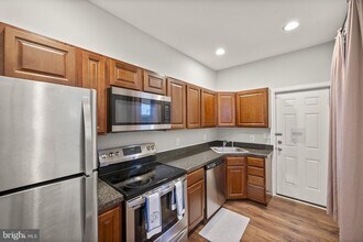420 N Collington Ave in Baltimore, MD - Building Photo - Building Photo