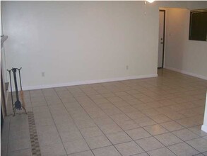 31 Park Cir SE in Fort Walton Beach, FL - Foto de edificio - Building Photo