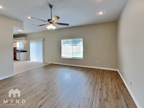 4852 Barchetta Dr in Land O Lakes, FL - Foto de edificio - Building Photo