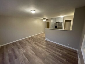 1411 Lake St NE in Hopkins, MN - Building Photo - Building Photo