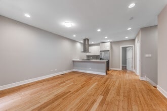 1337 W. Walton in Chicago, IL - Foto de edificio - Building Photo