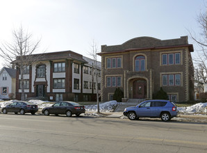 1186 Grand Ave in St. Paul, MN - Foto de edificio - Building Photo