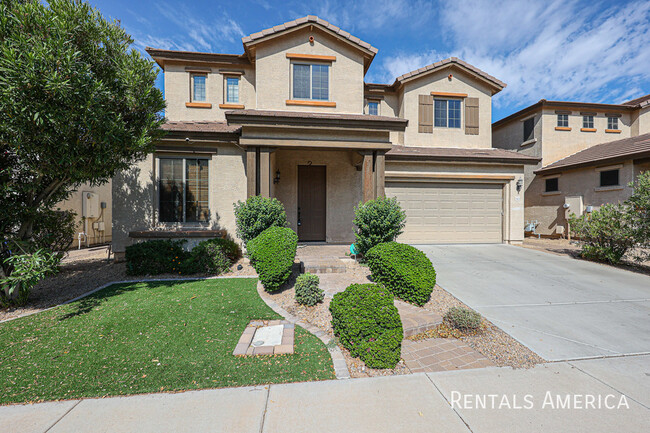 3410 S Sunland Dr in Chandler, AZ - Foto de edificio - Building Photo