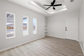 9206 N 56th Ln in McAllen, TX - Building Photo - Building Photo