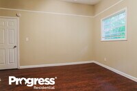 2351 Pinewood Dr photo'