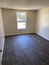 4004 79th St W in Bradenton, FL - Building Photo - Building Photo