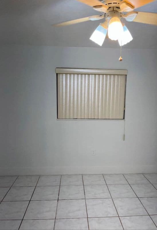 7775 Panama St in Miramar, FL - Foto de edificio - Building Photo