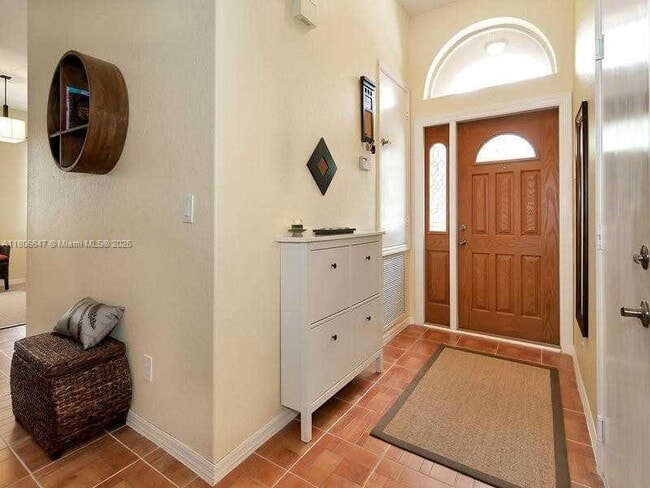 16026 Opal Creek Dr in Weston, FL - Building Photo - Building Photo