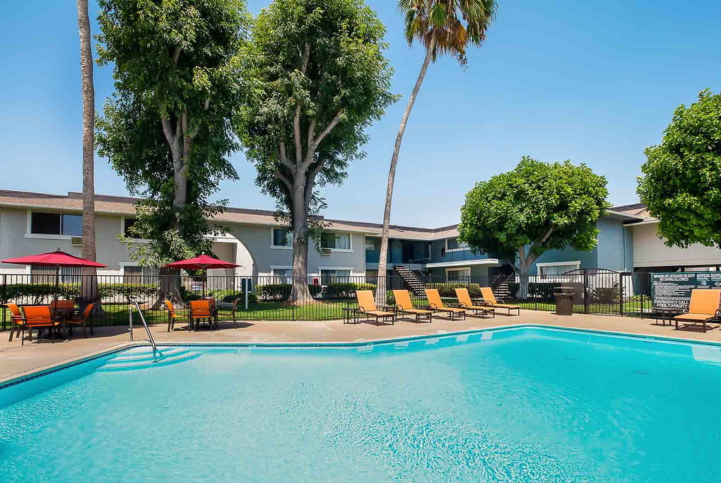 Montejo in Garden Grove, CA - Building Photo