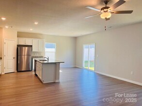 2020 Transatlantic Ave in Charlotte, NC - Building Photo - Building Photo