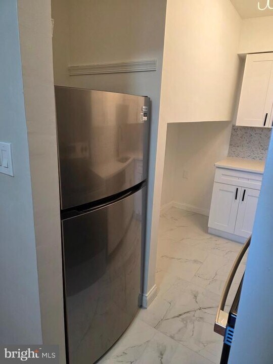 307 Arch St in Philadelphia, PA - Building Photo